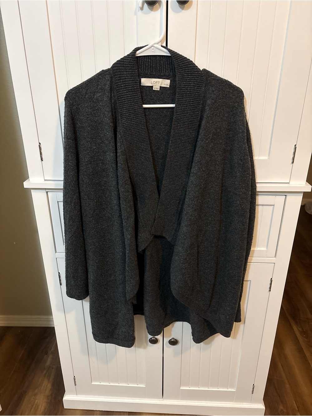 LOFT Petite L Charcoal Gray Open Front Longline Cardigan Boho Dark Academia